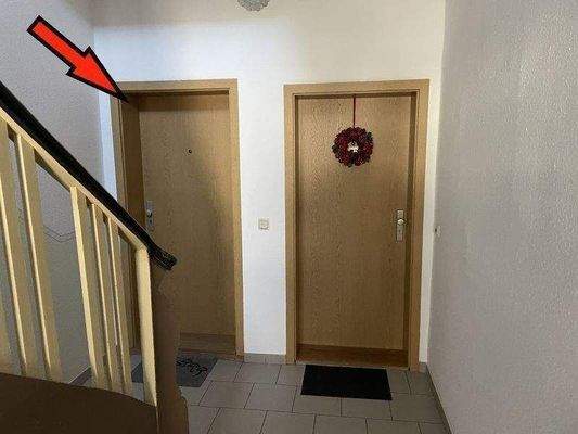 Eingang zur Wohnung 2 im EG, links