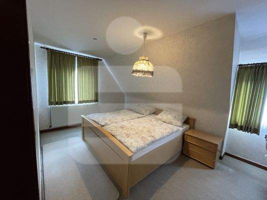 Schlafzimmer DG