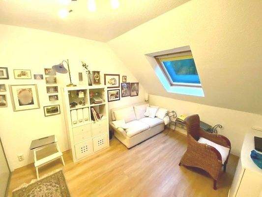 Der Raum wird unterschiedlichen Funktionen gerecht