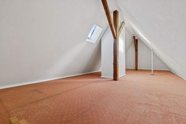 Dachspitze für Abstellmöglichkeiten 