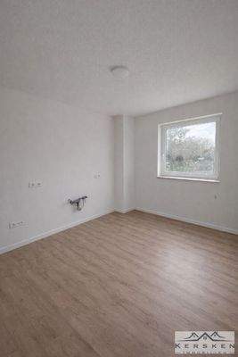 Whg.3-Küche, noch ohne EBK-folgt