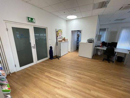 Empfangsbereich Mietfläche (1).jpg