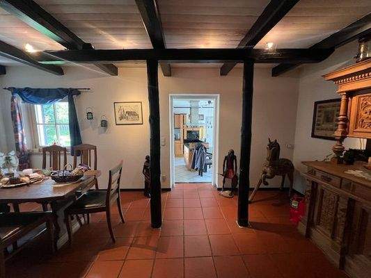 Eingangsbereich + Esszimmer