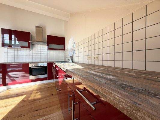 Küche: Großzügige Arbeitsfläche für kreative Kochabende