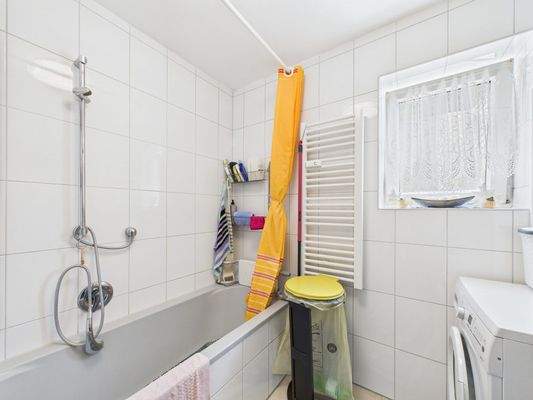 Badezimmer EG rechts