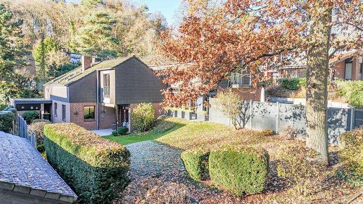 Hausansicht / Garten