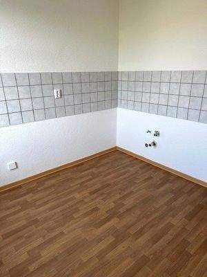 Metzer 4-3-Raumwo. 7-2025_OG2 (5).jpg