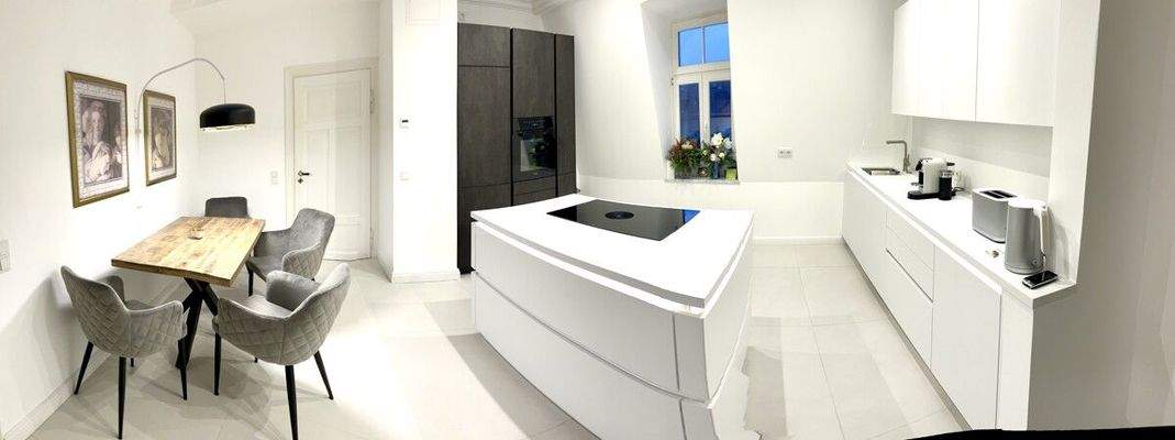 Fischauge des Koch- und Essbereichs