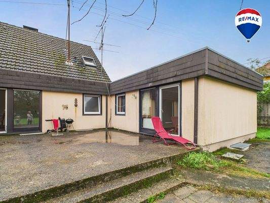 RE/MAX Immobilien DeLux Einfamilienhaus Wallerfangen-Oberlimberg Terrasse 1