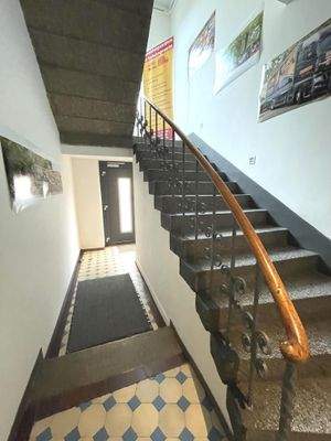 Treppenaufgang in das 1. OG