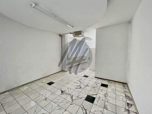 INFOS UNTER: 06171-586000