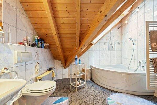 Betreiberwohnung - Bad