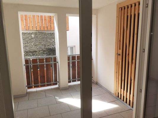 Loggia, rechts Abstellraum