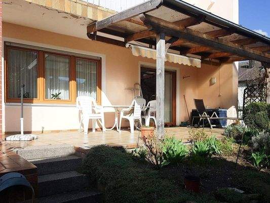 Blick auf Terrasse v. Süden