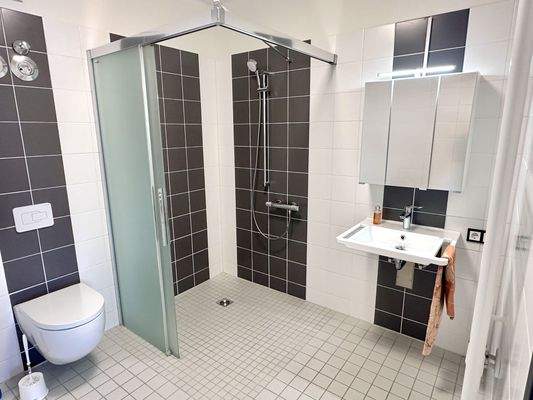 Barrierefreies Badezimmer