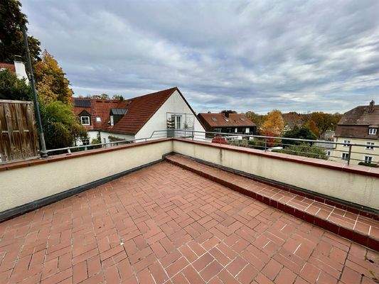 Große Dachterrasse mit Weitblick