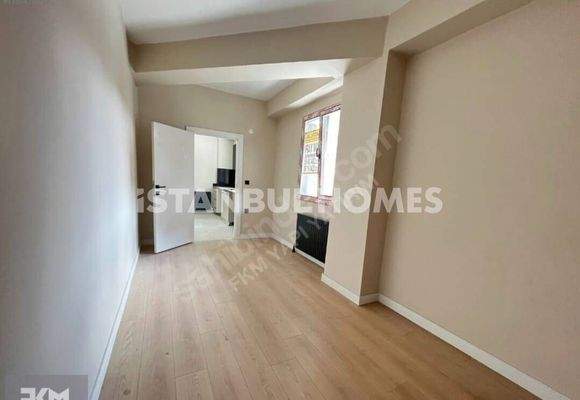 Properties in Secure Complex with On-Site Facilities in Kagithane