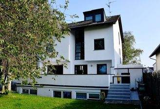 Hausansicht Gartenseite.JPG