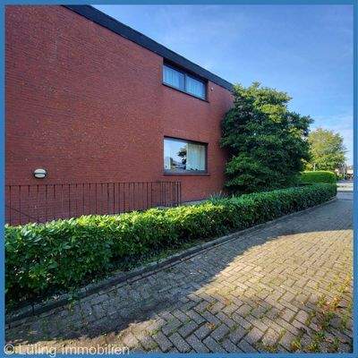 Seitenansicht - Eingang Keller