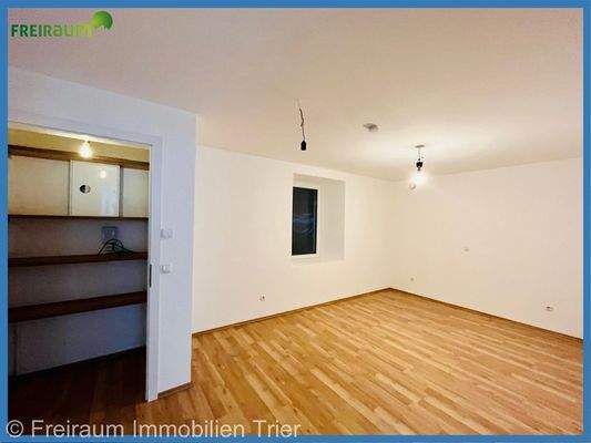 Schlafzimmer/ Einbauschrank