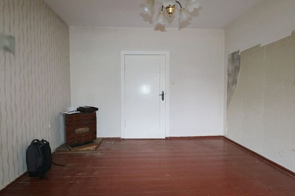 Wohnzimmer Foto 2 im EG.JPG