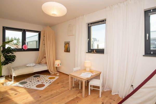 Zimmer 2_Obergeschoss.jpg