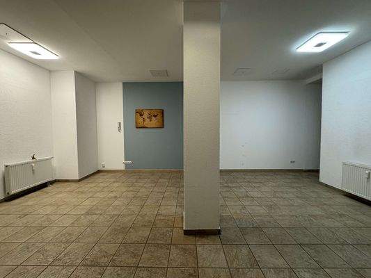 b7e83470-edc0-47bf-ba78-32aa52cee790-1873721752