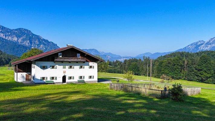 1_20250812092049_0910_16-9