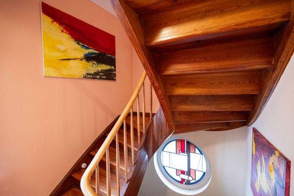 Treppenhaus mit Fenster-Einzelstück