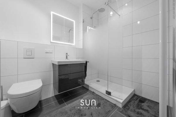 BAD MIT MODERNER AUSSTATTUNG