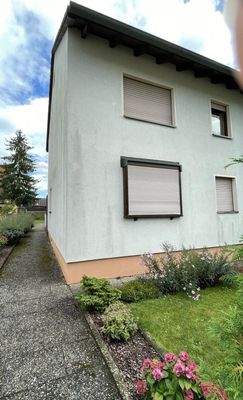 Ansicht vorne Zugang Haus