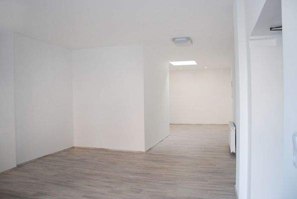 Verkaufsraum mit Lichtkuppel 