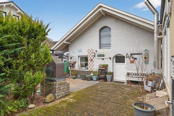 ausgebaute Garage/Aufenthaltsraum