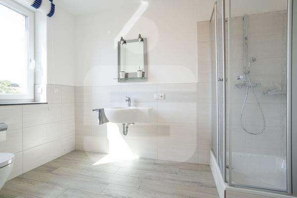 Badezimmer im Obergeschoss