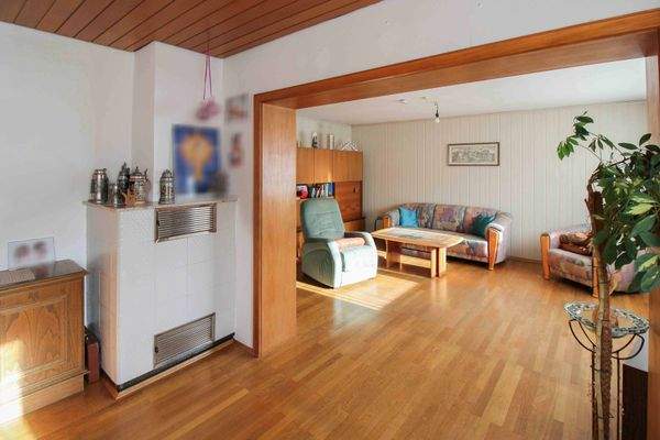 Blick vom Esszimmer ins Wohnzimmer EG (1)