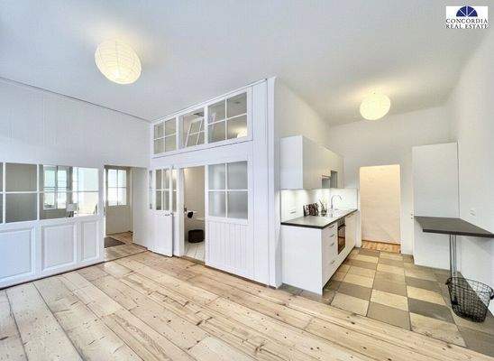 Ansicht Küchenbereich und Bad