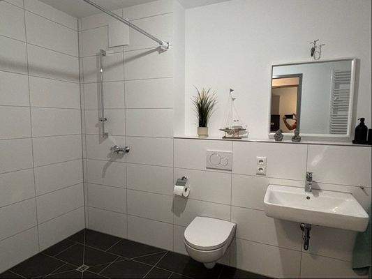 Badezimmer (Musterwohnung)