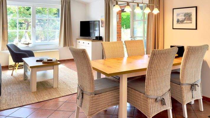 Wohn- und Essbereich