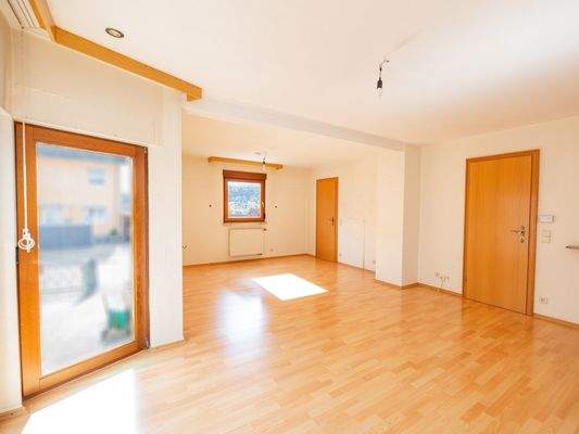 Ihr gemütlicher neuer Wohn-Essbereich