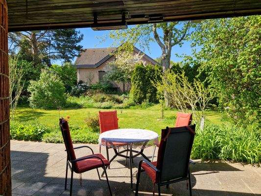 Terrasse mit insgesamt 30,5 m² Fläche