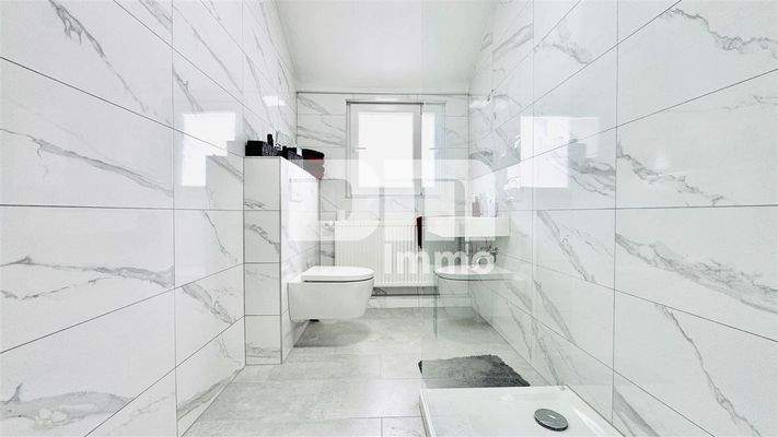 OG / DG Bad / Dusche ebenerdig