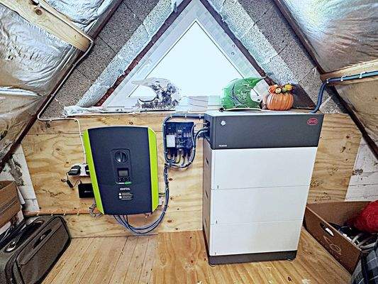 Spitzboden mit PV-Speicher