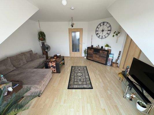 Wohn-Esszimmer (2).jpg