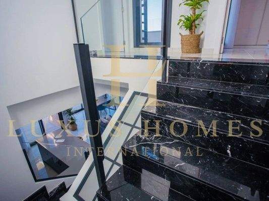 02A9ED54-CCCF-449E-AC2A-C8ADEDFBB4F8