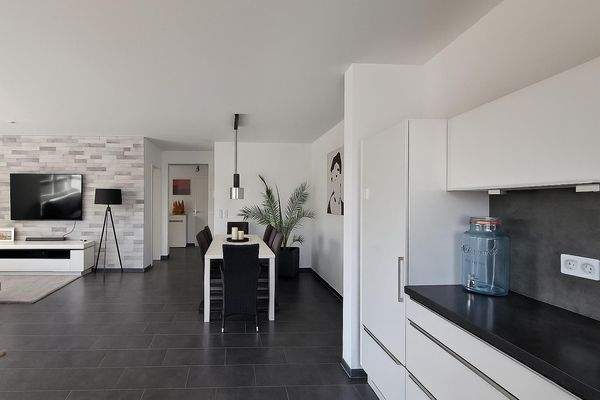 Wohnzimmer Essbereich - Küche 