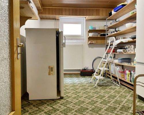 Speisekammer im Keller.jpg