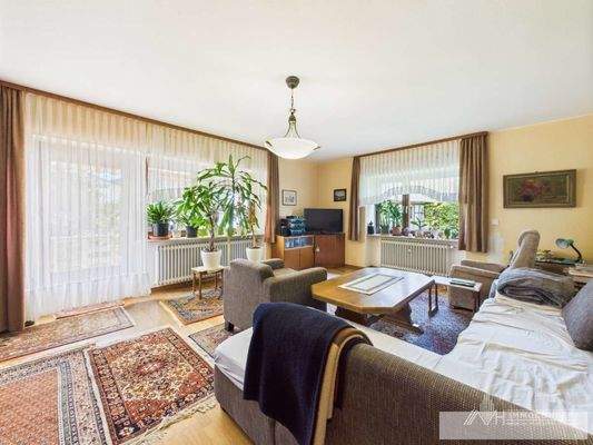 CAM04062G0-PR0033-STILL013