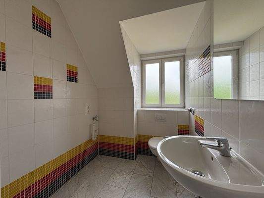 WC + Waschmaschinenanschluss