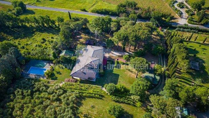 Villa-Toscana-casa-vacanza-appartamento-sogno-olivi-vini-Firenze-Siena-Assisi-pace-silenzio-casa-unifamiliare
