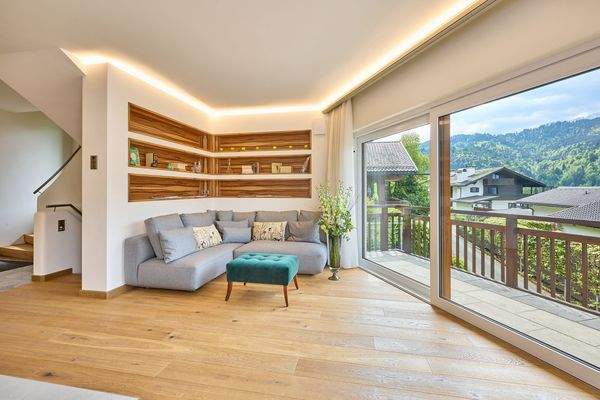 Wohnbereich mit Panoramafenster